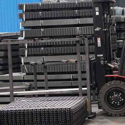 রাসায়নিক শিল্পের জন্য উচ্চ শক্তি এবং কঠোরতা স্টেইনলেস স্টীল বোনা তারের পর্দা